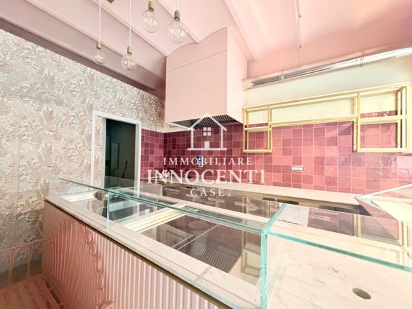negozio in affitto a Massa in zona Centro Storico