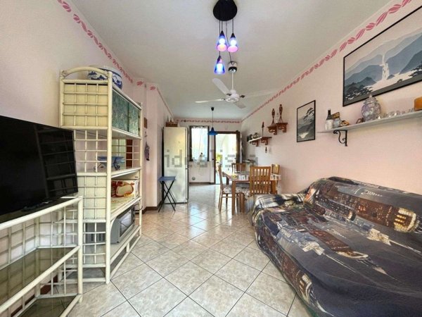 appartamento in affitto a Massa in zona Marina di Massa