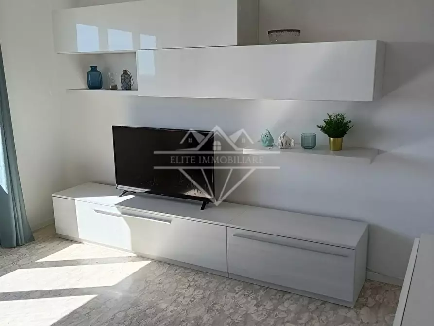 appartamento in affitto a Massa