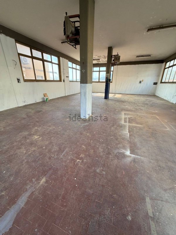 locale di sgombero in affitto a Massa in zona Centro Storico