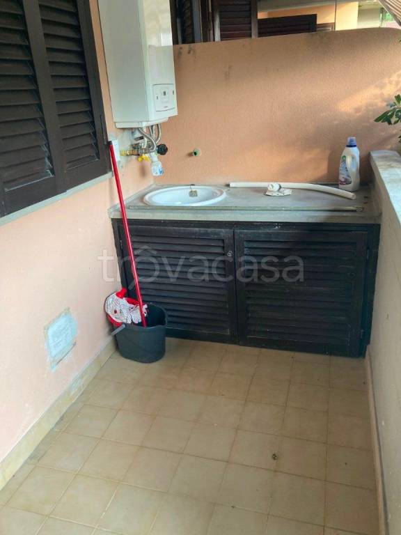 casa indipendente in affitto a Massa in zona Marina dei Ronchi