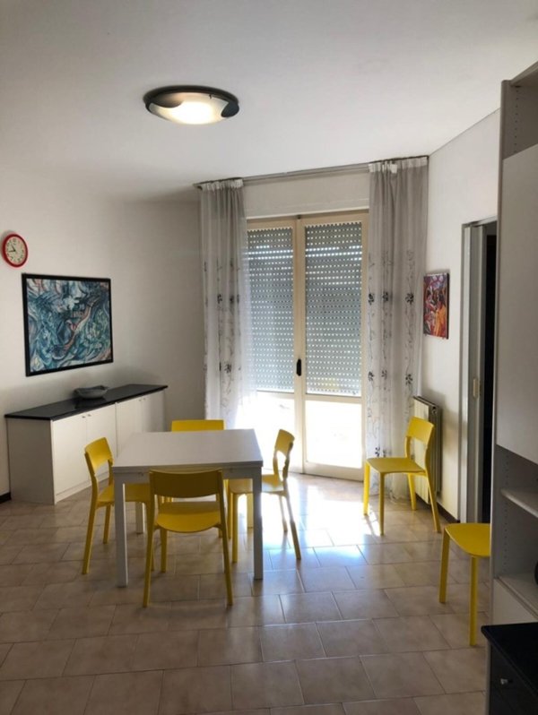 appartamento in affitto a Massa in zona Marina dei Ronchi