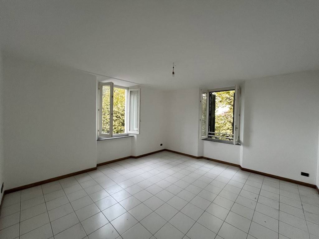 appartamento in affitto a Massa