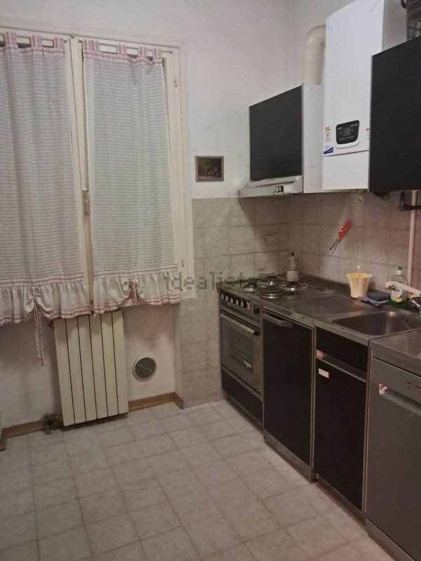 appartamento in affitto a Massa in zona Marina dei Ronchi