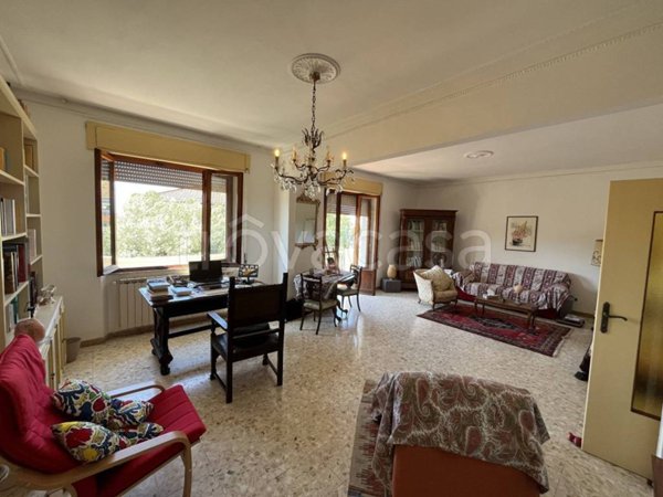 appartamento in affitto a Massa in zona Centro Storico