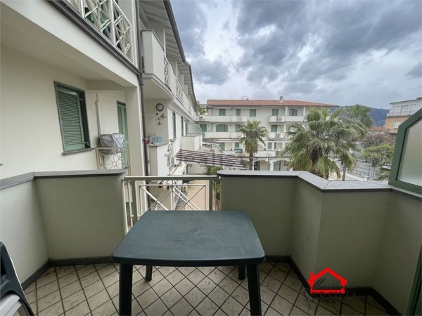 appartamento in affitto a Massa in zona Marina di Massa