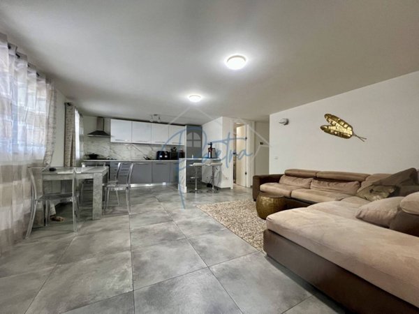 appartamento in affitto a Massa in zona Centro Storico