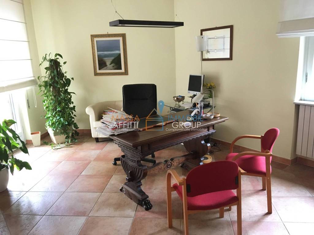 ufficio in affitto a Massa in zona Centro Storico