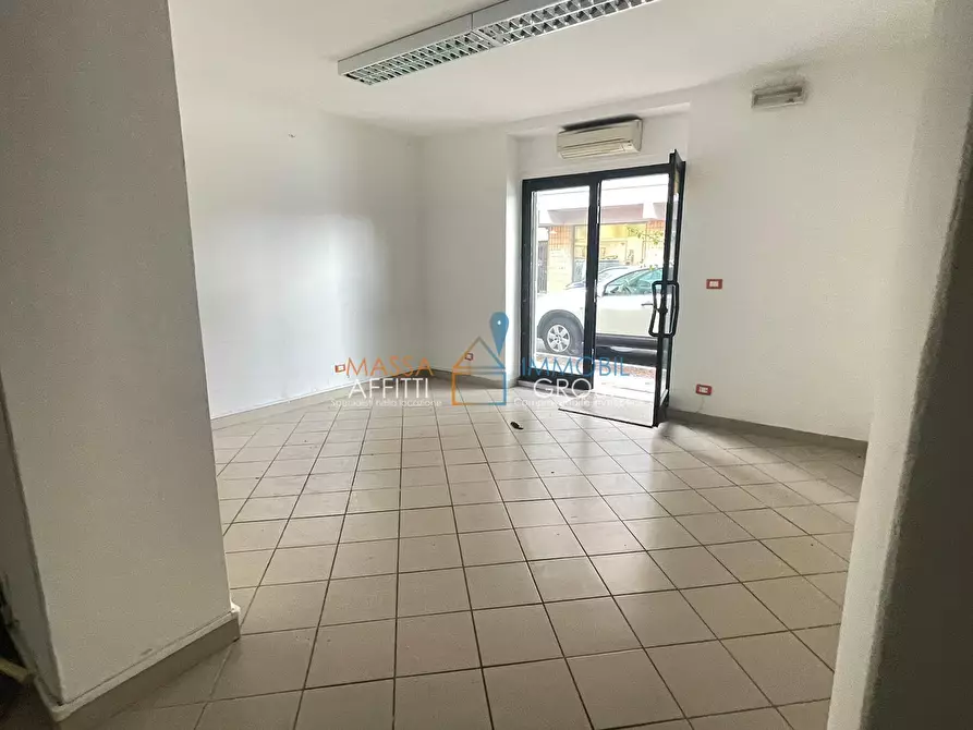 locale commerciale in affitto a Massa in zona Centro Storico