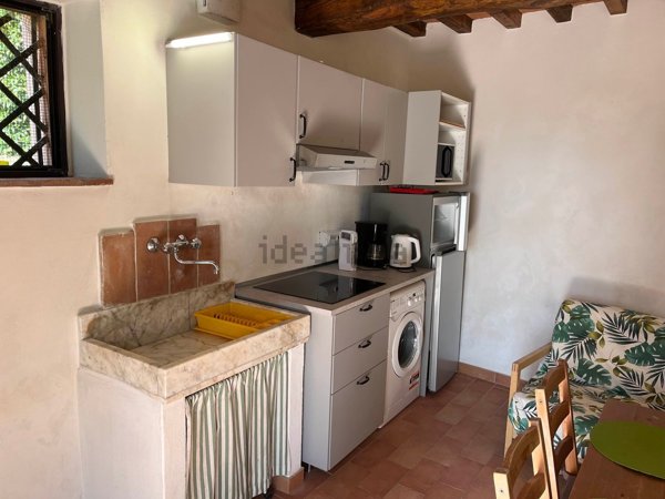 appartamento in affitto a Massa in zona Marina dei Ronchi