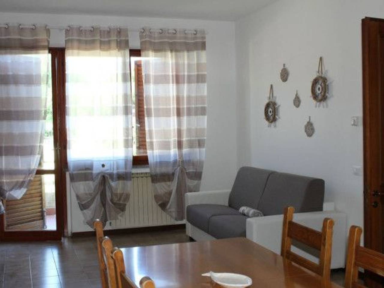 appartamento in affitto a Massa in zona Marina di Massa