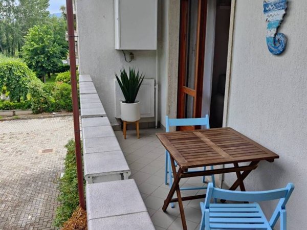 appartamento in affitto a Massa in zona Marina dei Ronchi