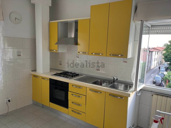appartamento in affitto a Massa in zona Castagnola
