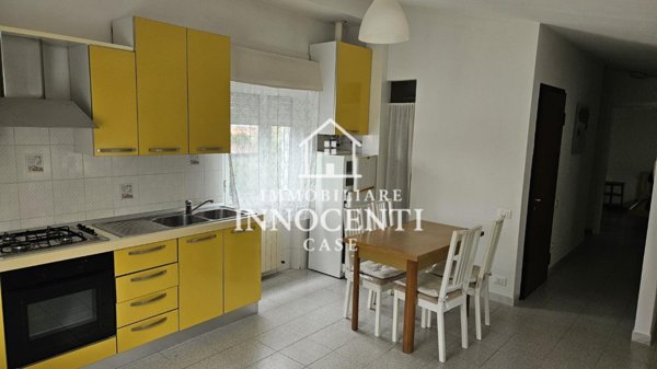 appartamento in affitto a Massa in zona Castagnola