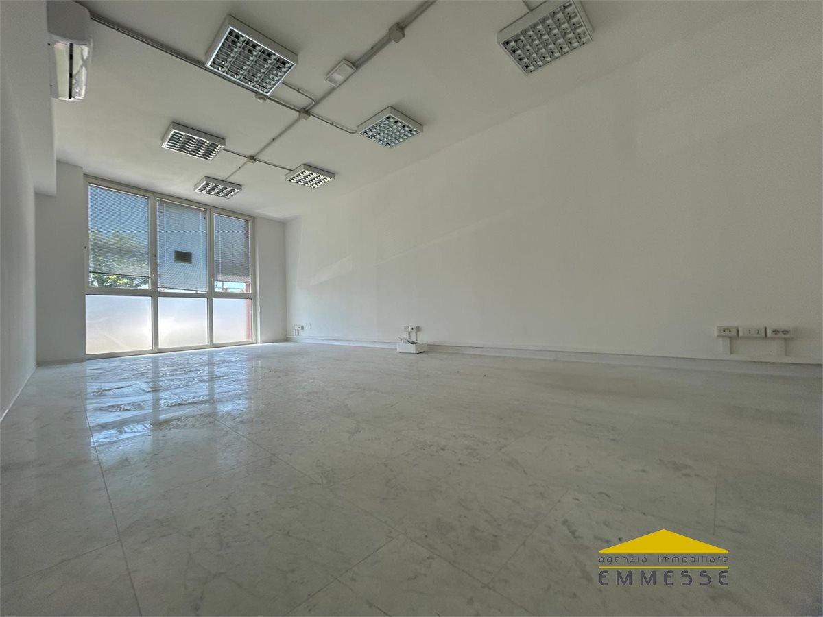 appartamento in affitto a Massa