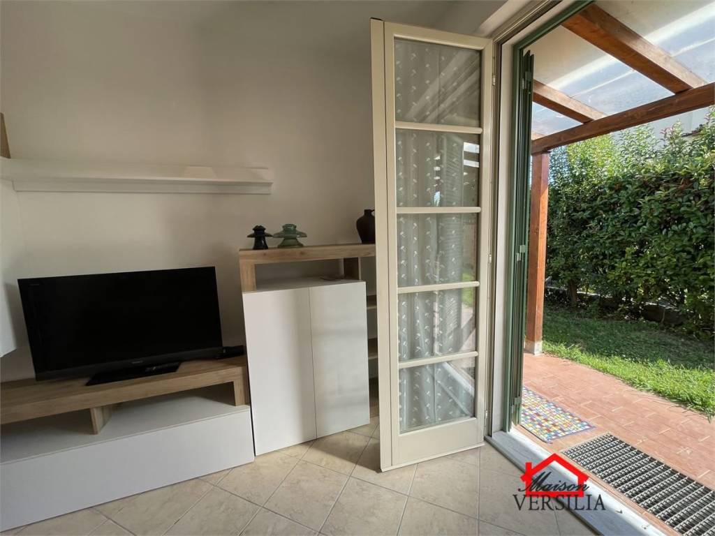 casa indipendente in affitto a Massa in zona Quercioli