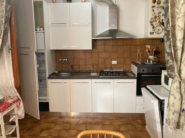 appartamento in affitto a Massa in zona Marina dei Ronchi