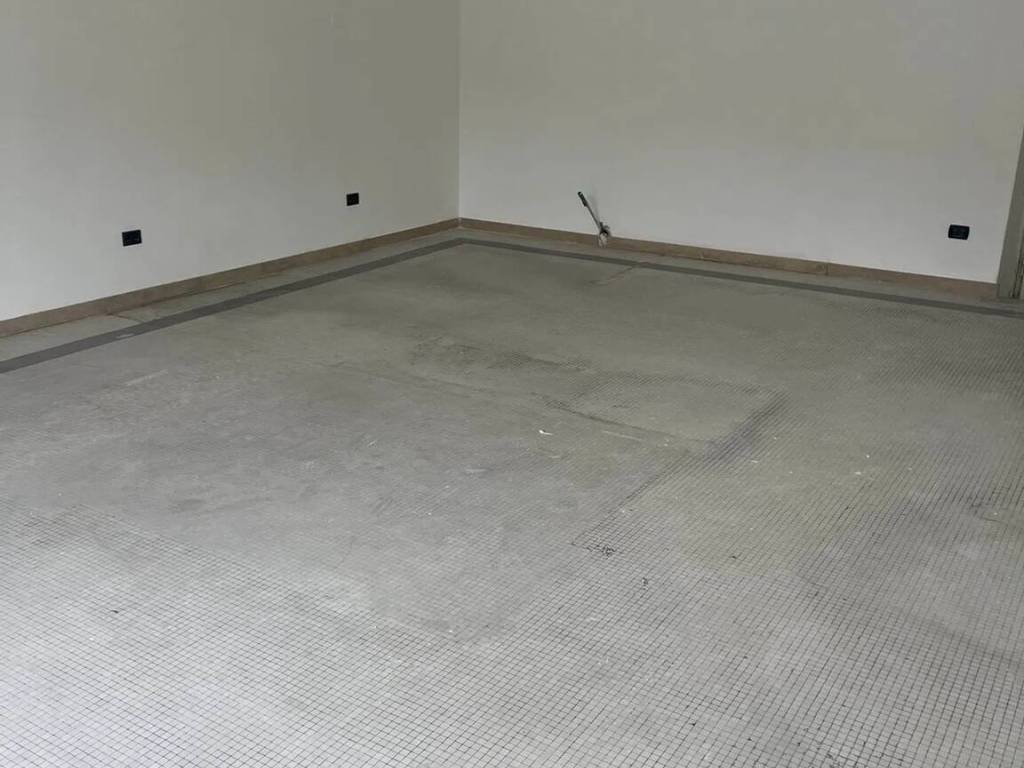 negozio in affitto a Massa in zona Centro Storico