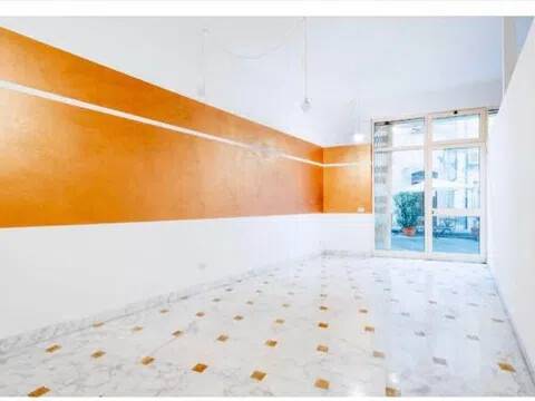negozio in affitto a Massa in zona Centro Storico