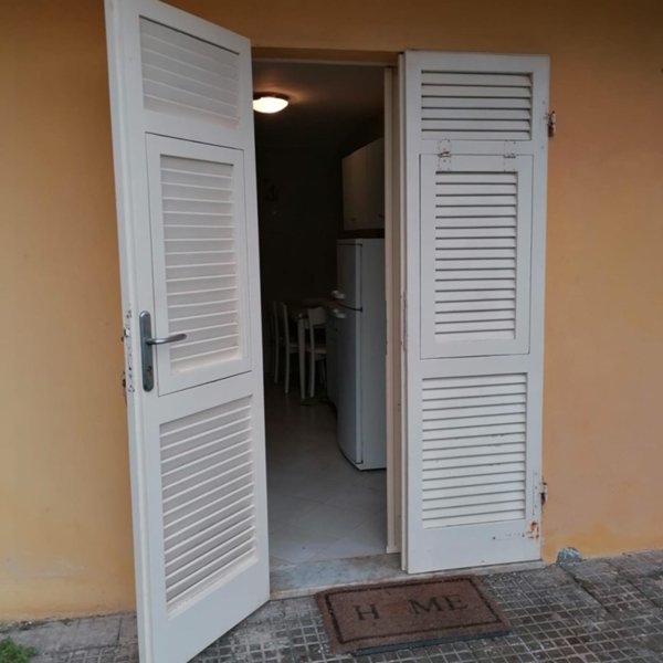 appartamento in affitto a Massa in zona Marina di Massa