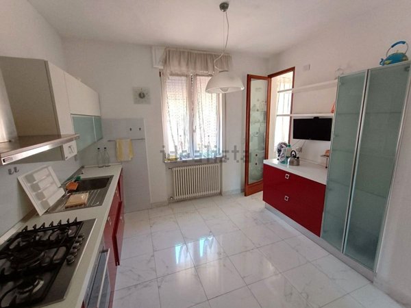 appartamento in affitto a Massa in zona Centro Storico