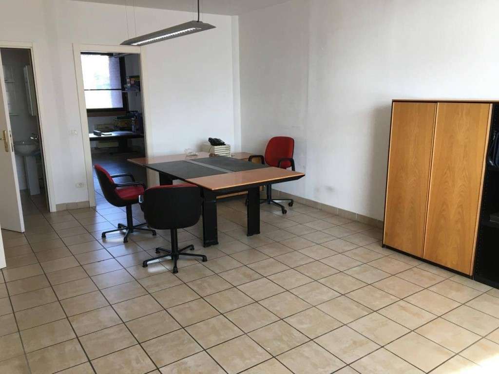 ufficio in affitto a Massa in zona Centro Storico