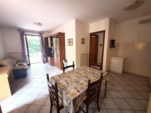 appartamento in affitto a Massa in zona Marina di Massa