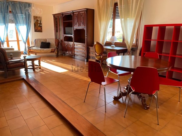 casa indipendente in affitto a Massa