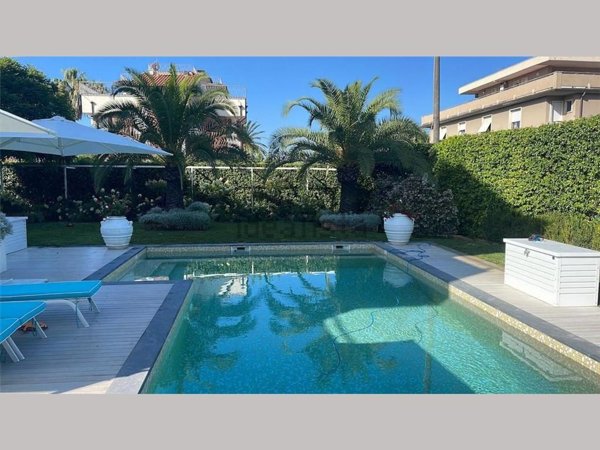 appartamento in affitto a Montignoso in zona Cinquale