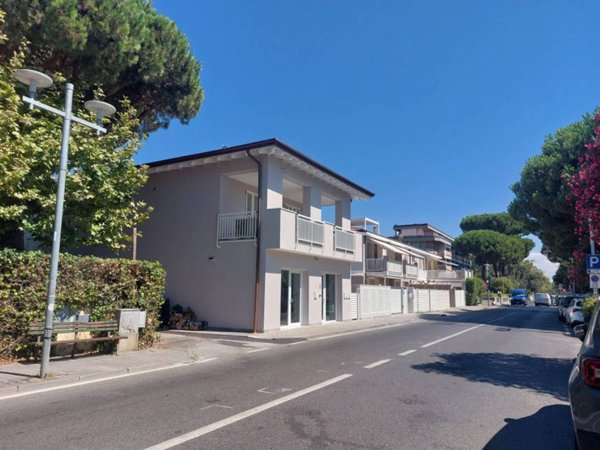 appartamento in affitto a Montignoso in zona Cinquale