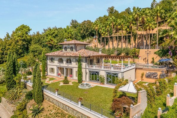 casa indipendente in affitto a Montignoso
