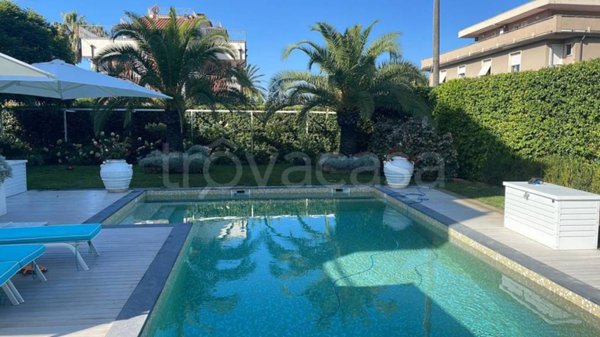 villa in affitto a Montignoso in zona Cinquale