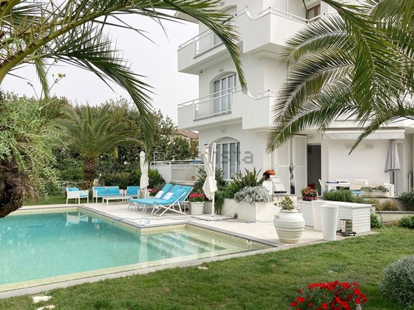 pentavano in affitto a Montignoso