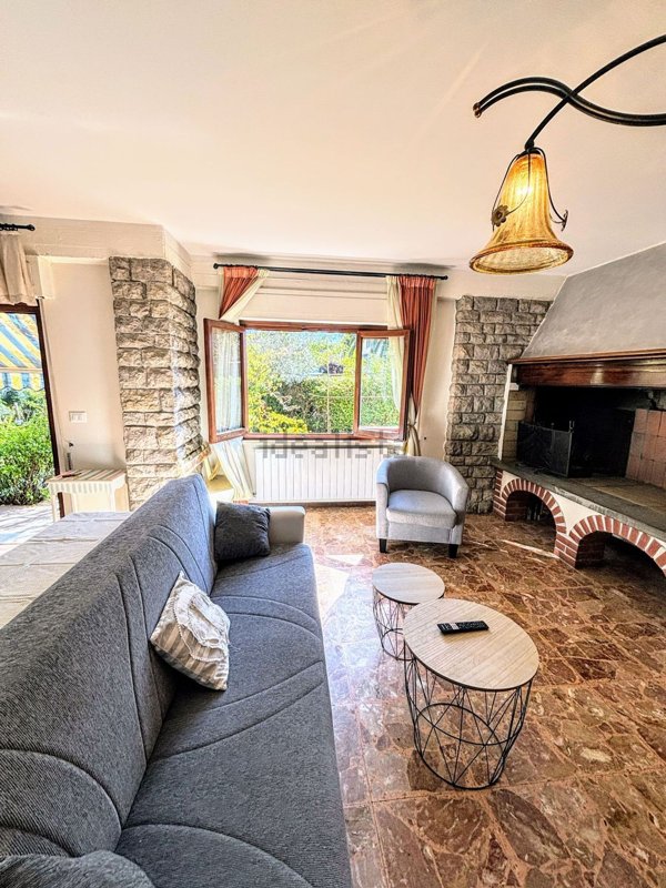 casa indipendente in affitto a Montignoso in zona Cinquale