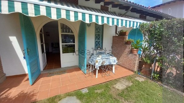 appartamento in affitto a Montignoso in zona Cinquale