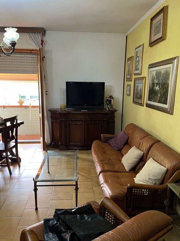 appartamento in affitto a Montignoso