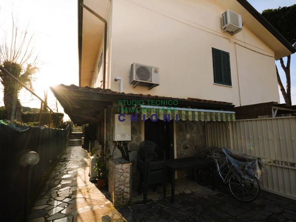 appartamento in affitto a Montignoso in zona Cinquale