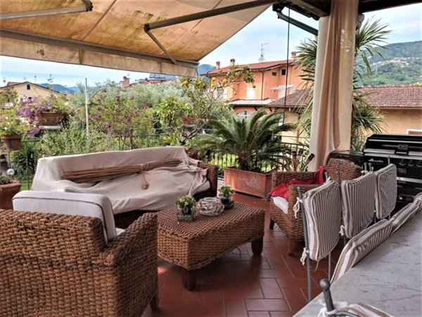 appartamento in affitto a Montignoso in zona Cervaiolo