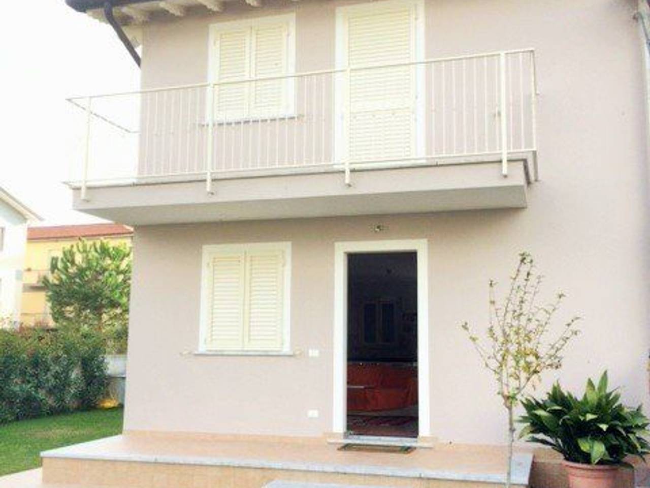 villa in affitto a Montignoso in zona Cinquale