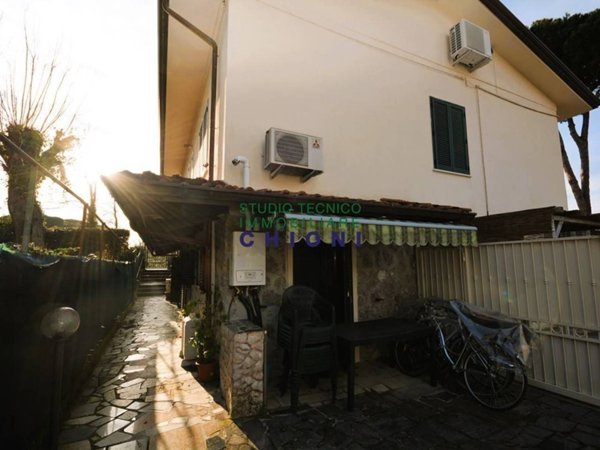 appartamento in affitto a Montignoso in zona Cinquale