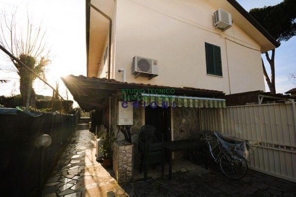 appartamento in affitto a Montignoso in zona Cinquale