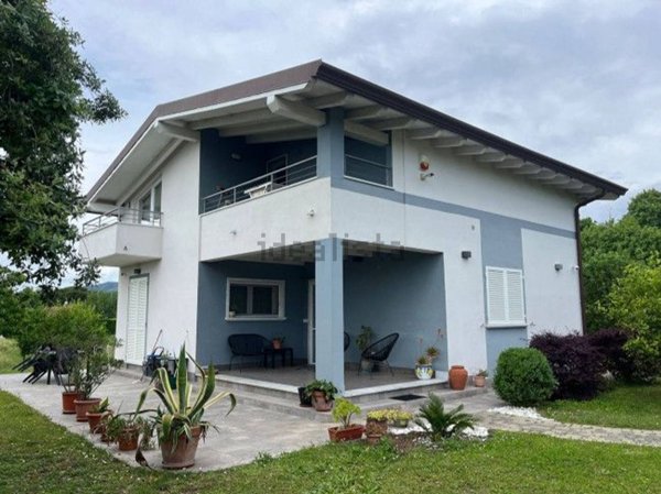 casa indipendente in affitto a Montignoso in zona Cervaiolo
