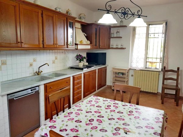 appartamento in affitto a Montignoso in zona Cervaiolo