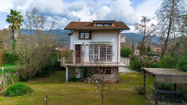 casa indipendente in affitto a Montignoso in zona Cinquale