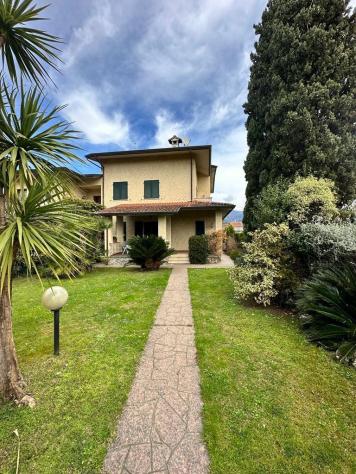 casa indipendente in affitto a Montignoso in zona Cinquale