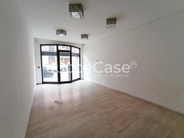 locale commerciale in affitto ad Altopascio