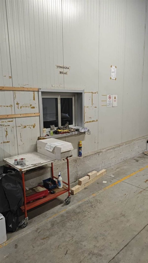 locale di sgombero in affitto ad Altopascio