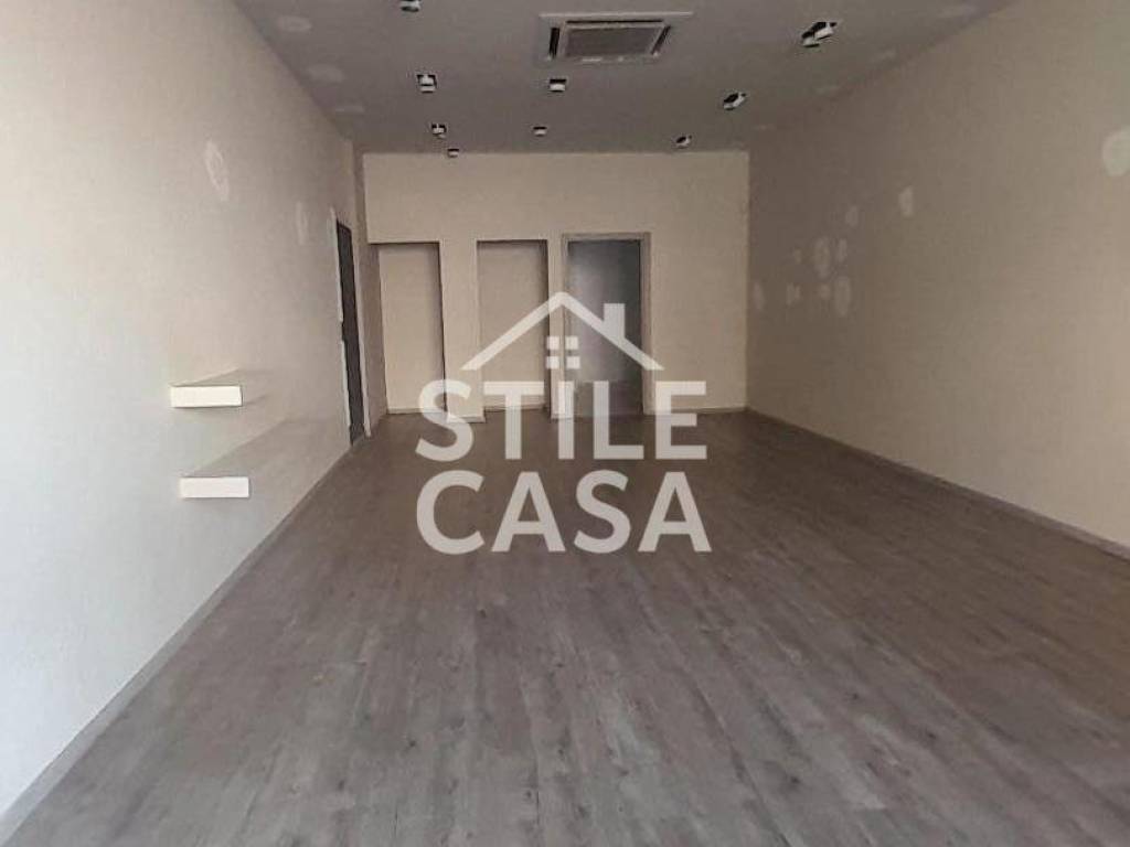 negozio in affitto ad Altopascio