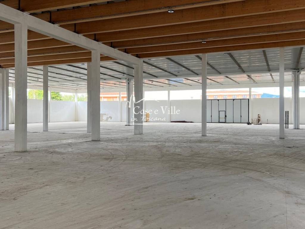 locale commerciale in affitto ad Altopascio