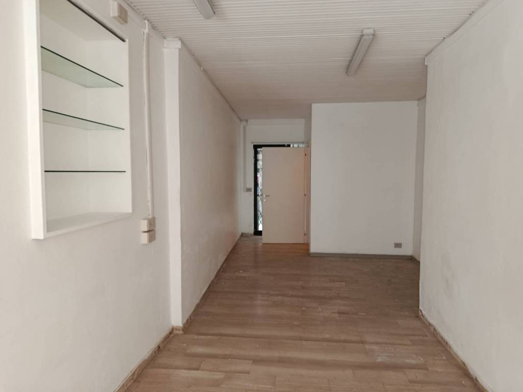 negozio in affitto ad Altopascio